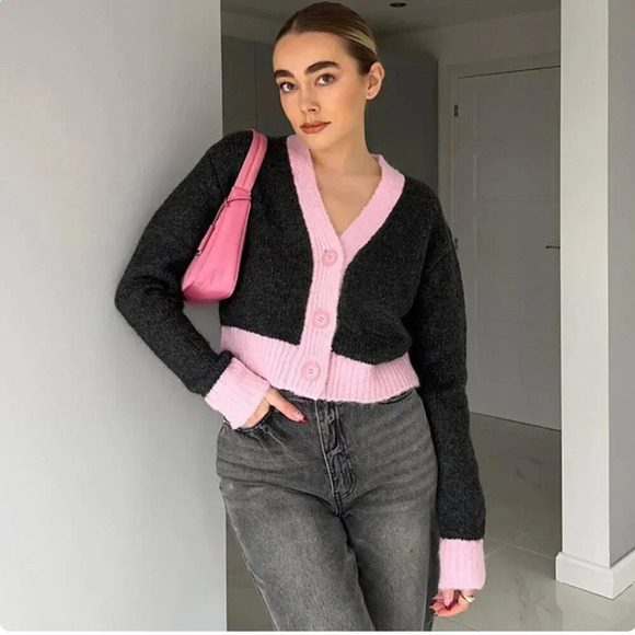 Zara Cropped Knit  Contrast Hem Cardigan Grey Pink Size Medium - Picture 1 of 8